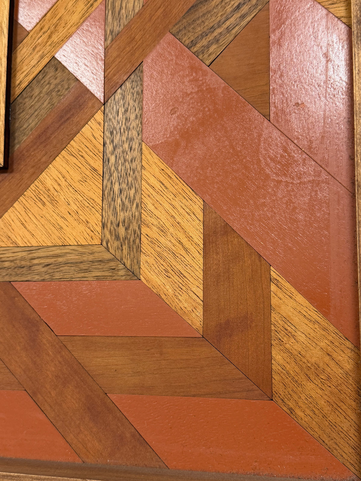Square Diamond Quilted Frame