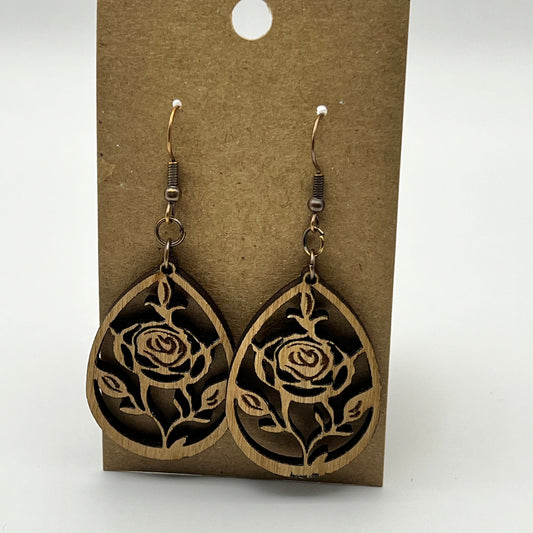 Cherry wood teardrop earrings with laser-cut rose design